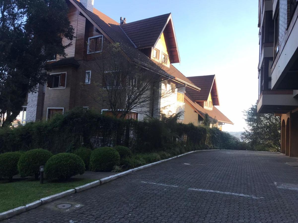 Flat Morada Das Hortensias Centro - Proximo Da Rua Coberta Gramado Bagian luar foto