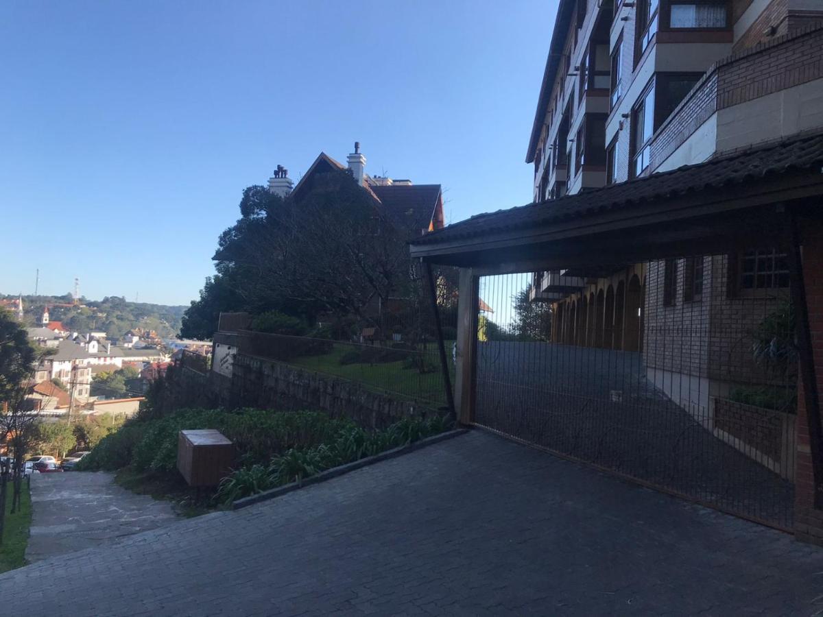 Flat Morada Das Hortensias Centro - Proximo Da Rua Coberta Gramado Bagian luar foto